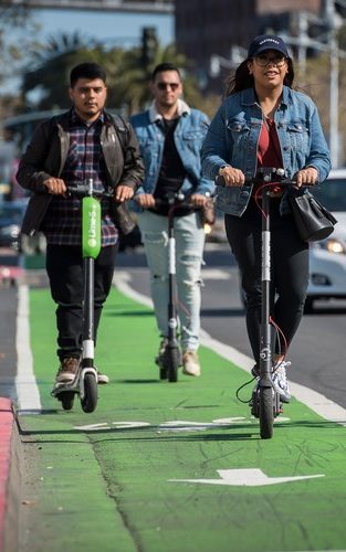 patinete por carril bici